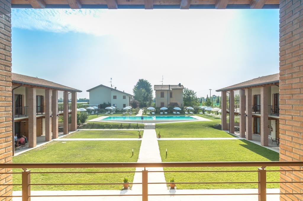 Вилла Cascina Borghetta Сирмионе Экстерьер фото